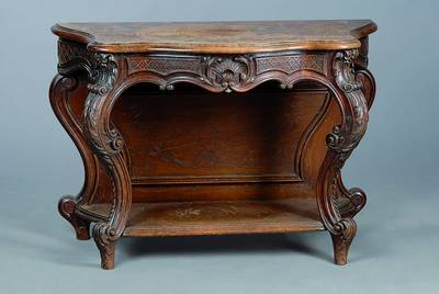 Konsole, wohl Holland, um 1890, Nußbaum massiv/Furnier, Rokokostil, allseitig geschweift, Rocaillen und Akanthusblattschnitzerei, Alterssch., ca. ...