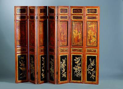 Paravant, Japan, um 1900, rot und goldfarbengefasst, 1-teilig, st. Gebr.-Sp., ca. 142x196 cm