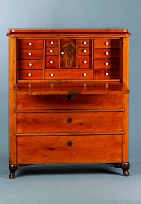 Standsekretär, deutsch, um 1850/60, Eiche, 3-schübig, Klappe, reiche Inneneinrichtung, Lederschlüsselschilder, Gebr.-Sp., Schubladen ohne ...
