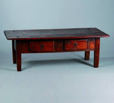 Couchtisch, Frankreich, um 1780, Kastanienholz massiv, Alterssch., 2-schübig, ca. 48x145x64 cm