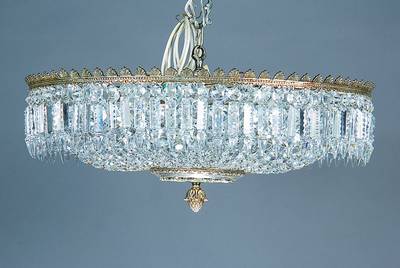 Deckenlampe, Frankreich, 20er Jahre, Messing vernickelt, 6 Brennstellen, feiner Kristallbehang, Elektrifizierung nicht geprüft, lt. Einlieferer ...
