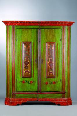 Bauernschrank um 1820, Provenienz Hohenlohe,sog. Spaltschrank, Weichholz, bunte Bemalung, teils erneuert, 2 türig, ohne Schlüssel, Alterssch., ca. ...