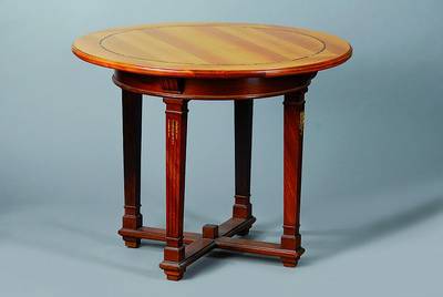 Rauchtisch, deutsch, um 1890, Nußbaum, Bandintarsie, Louis-Seize-Stil, H.ca.63cm, D. ca. 79cm