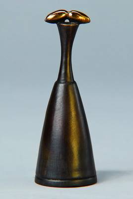 Paul Wunderlich, 1924-2010, Löschhütchen, Bronzeskulptur, signiert und num. 416, H. ca. 9 cm