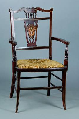 Armlehnstuhl, England, um 1890, Mahagoni, reich intarsiert, st. Gebr.-Sp., ca. 92x55x45 cm, Sh. 43 cm
