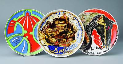 Drei Künstlerteller, Rosenthal, Salvador Dali, Emilio Pucci, Hildegard Knef, Auflage 5000 Stück, D. 26 cm
