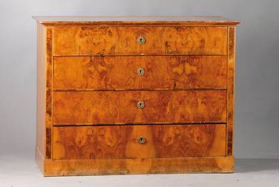Schreibkommode, Biedermeier, um 1830/40, Wurzelnußfurnier gespiegelt verlegt, sehr schönes Furnierbild, Furniersch., Alterssch., Überholung empf., ...