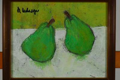 Helga Mehringer, zeitgenössische Malerin aus Landau/Pfalz, zwei kleine Stillleben in Öl/Malkarton: weiße Blumen, ca. 23x18 cm, zweiBirnen, ca. ...