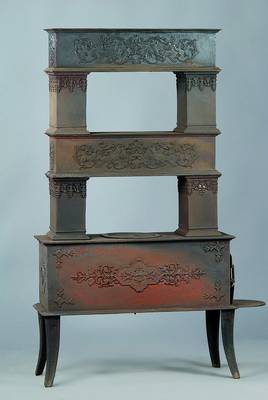 Gußeiserner Ofen, wohl Schleswig Holstein, um 1830/40, ca. 117x79x26 cm