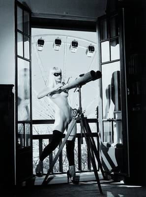 Rheims, Bettina, geb. 1952, Magic City III, s/w Fotografie von 2009, rückseitig handsigniert, Auflage 100 Exempl., ca. 40x30cm