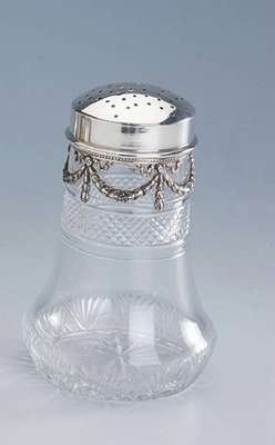 Zuckerstreuer, Bruckmann & Söhne/Heilbronn, um1900, 800er Silber, Klassizismus, mit Blumengirlanden, Glas geschnitten, H. ca. 12 cm