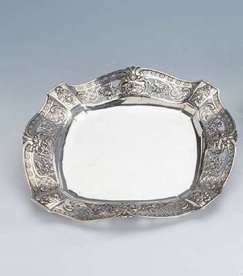 Anbietschale, Hanau, um 1900, 800er Silber, Durchbrucharbeit, floraler Dekor mit Vögeln, sehr gute Arbeit, Meistermarke Storck & Sinsheimer, ca. 480 ...