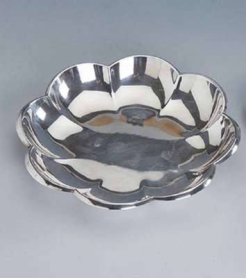 Anbietschale, 925er Silber, Wilkens/Bremen, gebogte Ränder, ca. 223 g, D. ca. 20 cm