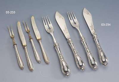 Dessertbesteck für 12 Personen, 800er Silber, Gebr.-Teile Metall vergoldet, abstrakt floral verziert, best. aus: 12 Messer und 12 Gabeln, ...
