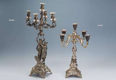 Kerzenleuchter, 5 Brennstellen, 925er Silber, barockisierender Dekor mit stil. Klauenfüßen, Blumen und Rokaillen, Tüllen abnehmbar z.T. l. ...