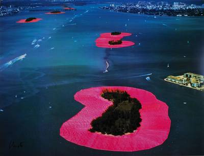 Christo, geb. 1935, "Surrounded Islands", Farboffset auf dickem Papier, handsigniert, ca. 64x84 cm