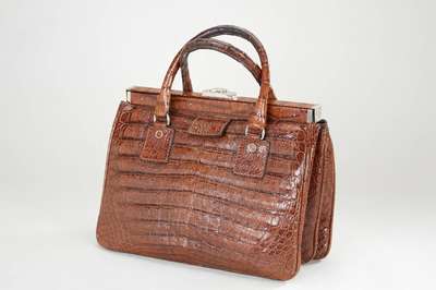 JAGUAR Handtasche, Krokodilleder, Farbe Braun, 2 Tragegriffe, ca. 34 x 26 cm, Gebr.-Spuren, bitte beachten Sie die jeweiligen Einfuhrbestimmungen ...