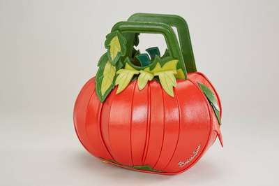 BRACCIALINI Damenhandtasche, limited Edition, Leder, in Form einer Tomate, dreidimen- sionaler Effekt, 2 kleine Innenseitenfächer, Griffe aus ...