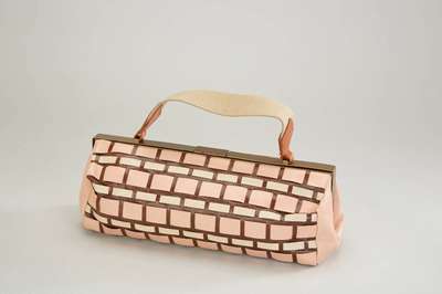 Miu Miu-Handtasche, rosa, beige und braunes Leder, geflochtene Optik, braune Inneneinrichtung, seitl. Innentasche mit Reißverschluß, Trageriemen, ...