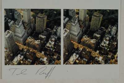 Thomas Ruff, geb. 1958, Fotomultiple, Postkarte, New York II, 1995, handsigniert, ca. 10,5x14,5 cm