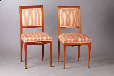 5 Stühle, Frankreich, um 1880/90, Palisander, Beine verlaufend, reichhaltige Messingapplikationen u. Klauenfüße, H. ca. 93 cm, Sh. ca. 50 cm