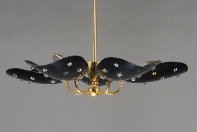 Deckenlampe, Art-Deco, 5 Brennstellen, schwarze Glasschirme mit farblosen Aufschmelzungen, D.ca. 60 cm, Fu. nicht geprüft