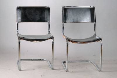 6 Freischwinger-Stühle, 50-60er Jahre, Entwurf Marcel Breuer, Ausführung wohl Thonet, Stahlrohr gebogen, schwarzer Lederbezug, st. Gebr.-Sp., H. ...