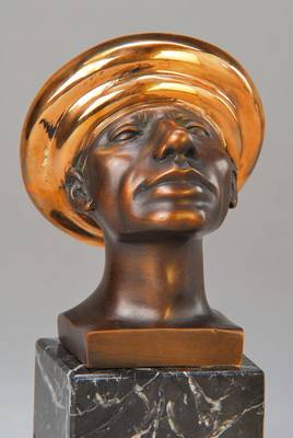 Rudolf Hausner, 1914-1995, Adam wohlbehütet,Bronzeskulptur teilpoliert, signiert und num. 681/1250, Gießerstempel Venturi Arte, Marmorsockel, ...
