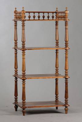 Etagere, Gründerzeit um 1890, Nussbaum, 4 Etagen, 1. Etage mit offenem Balustergitter und -finalen, Säulen balustiert, Neuverleimung empfohlen, ca. ...
