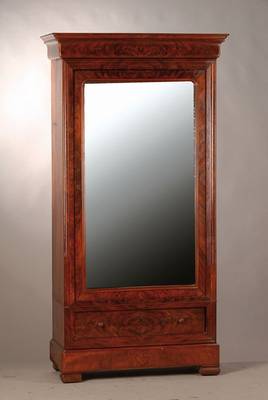 1-türiger Schrank, sog. Rahmenschrank, Elsass-Lothringen um 1880/90, Eiche Korpus, Nussbaumfurnier auf Mahagoni gebeizt, sich verjüngender Kopf, ...