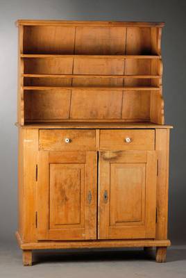 Tellerbordschrank, Pfalz um 1840 Obstholz, 2-schübig u. 2-türig, gelebt, Überholung empf., ca. 184x116x54 cm