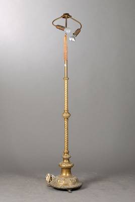 Stehlampe, um 1890, verfremdet, reich verzierter Messingfuß, Gebr.-Sp., H. ca. 162 cm