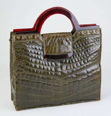 Handtasche, grünes Krokodil-Leder, Guido Borelli, Italien, Bügel Bakelit, 2 RV- Innenfächer, Gebr.-Spuren z.T. stärker, ca. 39x 37 cm, ...