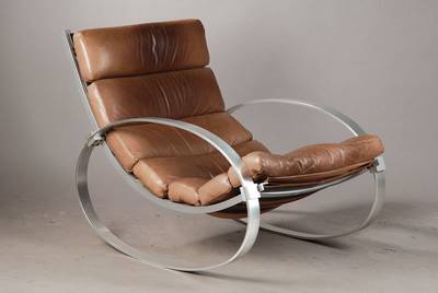 "Rocking Chair", Entwurf Hans Kaufeld um 1970, Aluminiumgestell mit Leder bezogenen Polstern; entworfen und hergestellt wurde dieser ...