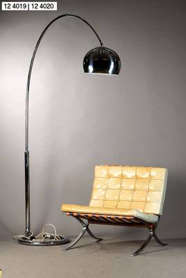 Sessel, nach Entwurf Mies van der Roh e's Barcelona Chair um 1929, Ausführung unbekannt da keine Herstellergravur oder Signatur, (wohl Knoll ...