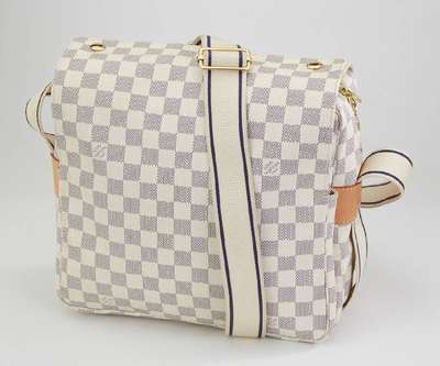 LOUIS VUITTON Herrenumhängetasche Naviglio Azur, Interieur in hellem Canvas ausgekleidet, 1 Seitenfach innen und 2 Seitenfächer außen, Tragegurt ...