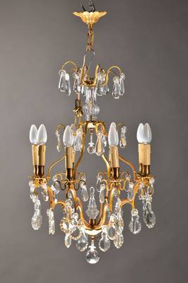 Deckenleuchter, Frankreich, um 1880-90, Metall mit facettiertem Glasbehang, acht Brennstellen, neu verkabelt, Elektr. nicht geprüft, H.ca. 100cm, D. ...