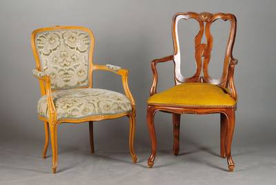 Lot auf 4 Stuhlsessel, 1950-1970, 2x Nussbaum massiv, 2x Buche massiv, H. ca. 89 - 95 cm, Sh. ca. 44 - 50 cm