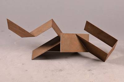 Helmut Albert, geb. 1960 Speyer, 1981 bis 1988 Studium der Bildhauerei in Nürnberg, zahlreiche nationale Ausstellungen, hier: Stahlskulptur, ...
