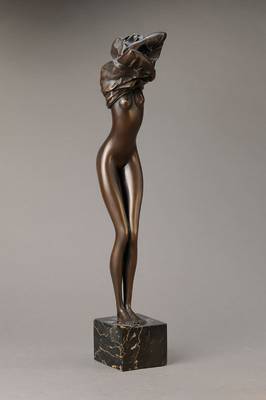 Bruno Bruni, geb. 1935 Gandara, Bronzeskulptur Venere assoluta, signiert und nummeriert 878/1000, H. ca. 62.5 cm, l. Gebr.spuren
