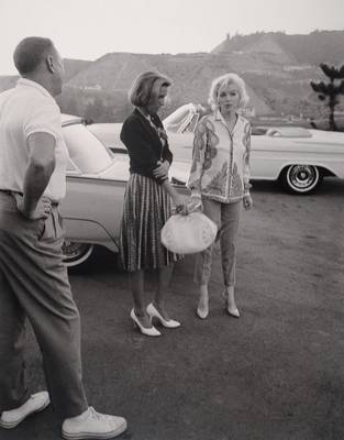 George Barris, geb. 1925, Farbfotografie auf Fotopapier, limitierte Auflage von 200 Exemplaren, rückseitig nummeriert 130/200, mit ...