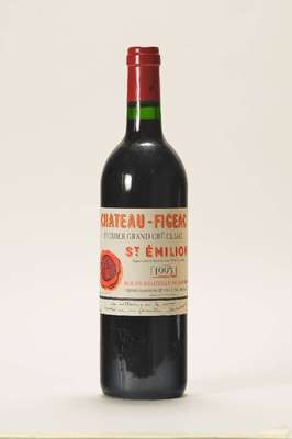 12 Flaschen 1993 Chateau Figeac, St. Emilion, Premier Grand Cru Classe, je ca. 75 cl, unverkostet, in Originalholzkiste, sehr guter ...
