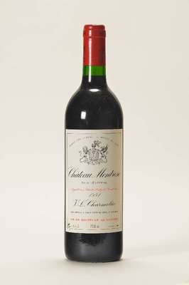 12 Flaschen 1991 Chateau Montrose, Saint- Estephe, J.-L. Charmolüe, je ca. 75 cl, into neck, in Originalholzkiste, sehr guter Erhaltungszustand, ...