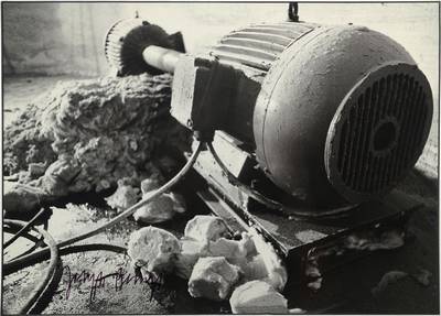 Joseph Beuys, 1921-1986, Werner Krüger, geb. 1917, Fotografie von Joseph Beuys, Silbergelatineabzug, handsigniert von Beuys, rückseitig nummeriert ...