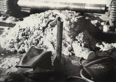 Joseph Beuys, 1921-1986, Werner Krüger, geb. 1917, Fotografie von Joseph Beuys, Silbergelatineabzug, handsigniert von Beuys, rückseitig nummeriert ...