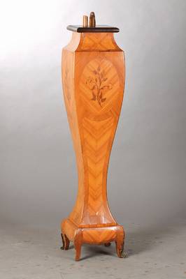 Barockstilsäule, Frankreich, um 1910/20, Rosenholzfurnier auf Kreuzfuge verlegt, Blumenmarketerie, taillierte Form, Sockelplatte mit l. ...