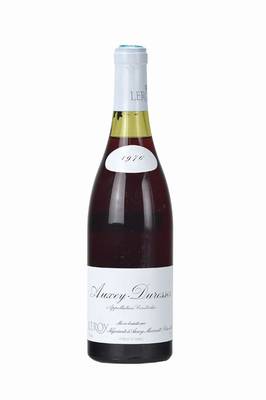 12 Flaschen 1976 Leroy Auxey-Duresses, Cote d'Or, je ca. 75 cl, Abstand zwischen Kapsel und Wein: 2,5 - 3 cm, unverkostet, in Originalkarton