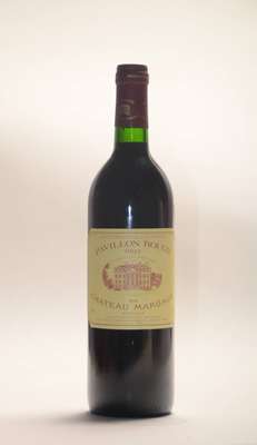 3 Flaschen Pavillon Rouge du Chateau Margaux , Jahrgänge: 1x 1991 u. 2x 1993, je ca. 75 cl, je into neck, unverkostet, Jean - Marc Quarin: 87/100 ...