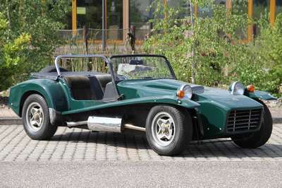Hispano Alemán Mallorca, EZ 1975, Laufleistung 79.200 km abgelesen, 72 kW/ 98 PS, 5-Gang Getriebe, dunkelgrün, Cordstoff grau/ Kunstleder schwarz, ...