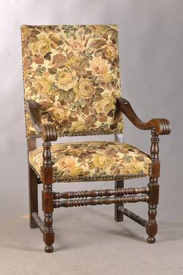 Armlehnsessel, sog. Fauteuil, deutsch, um 1870/80, Eiche massiv, nach franz. Vorbild, 5 gedrechselte Stege, H. ca. 119 cm, Sh. ca. 53 cm